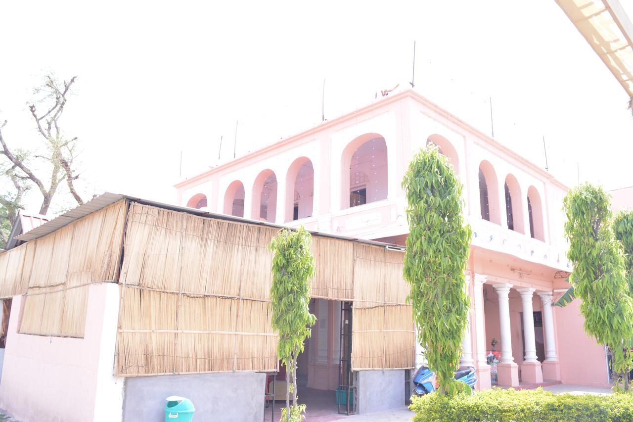 Hotel Saroop Vilas Palace Alwar Exteriör bild